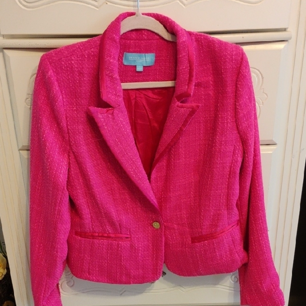 Draper James Tailored Pink Blazer with Structured Lapels